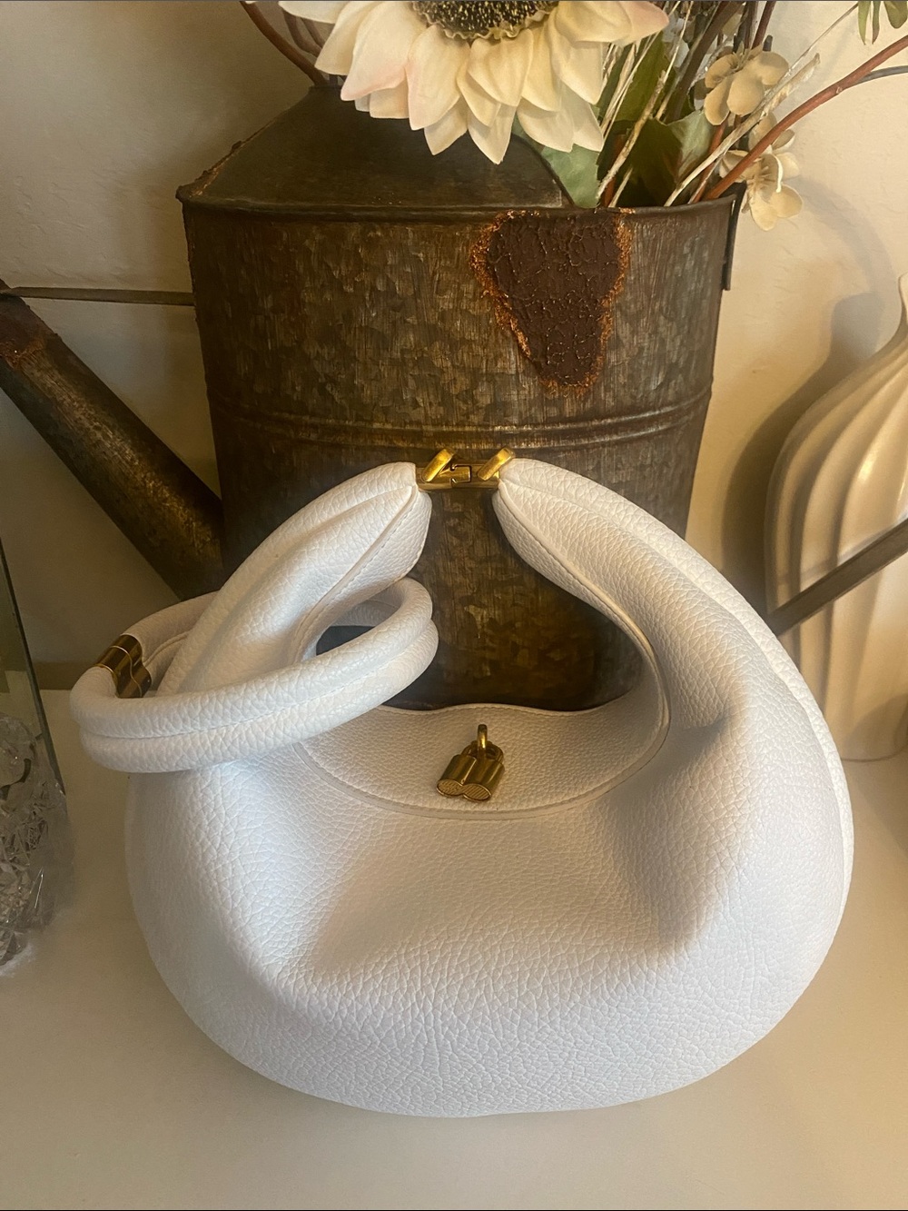 Songmont Luna Ivory white Vegan Leather Hobo Bag w/Gold Hardware No Long Strap - Picture 2 of 12